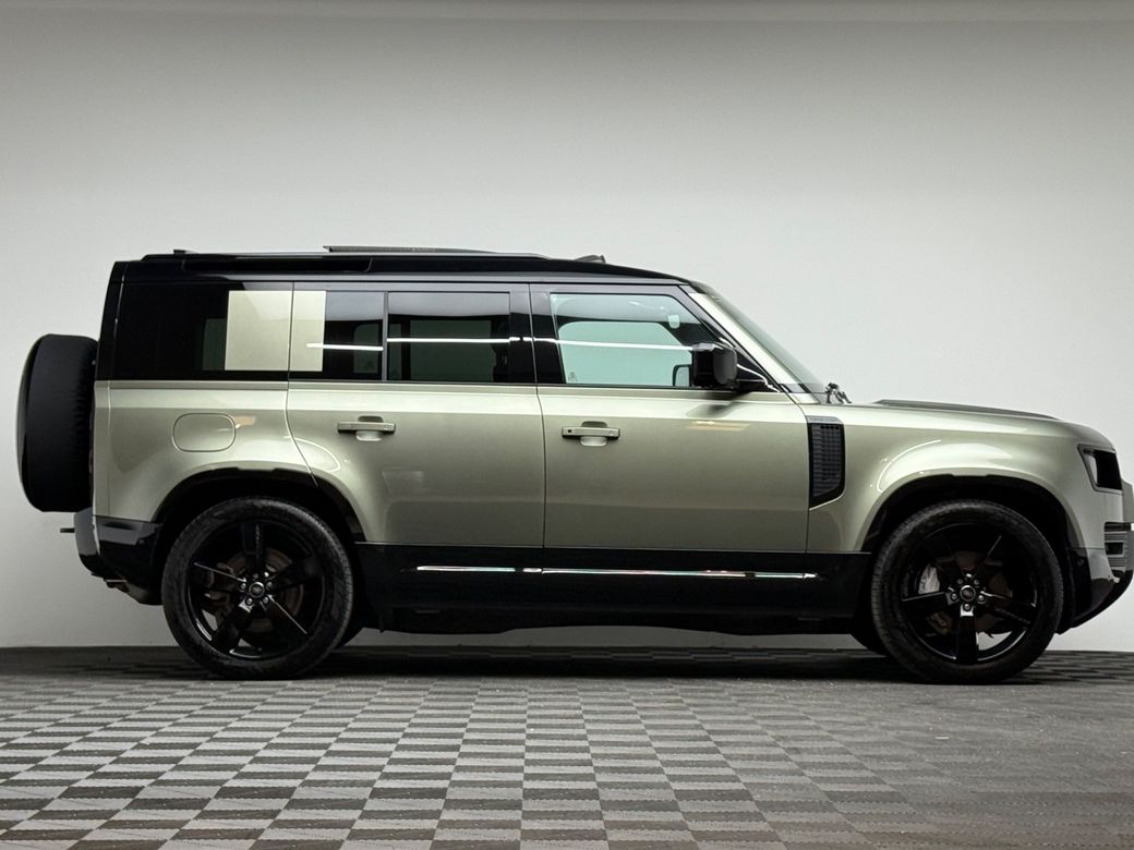 2025 Land Rover Defender
