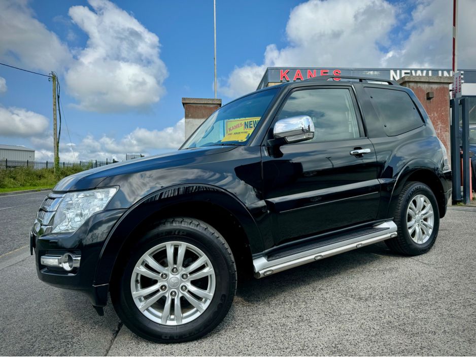 2017 Mitsubishi Shogun