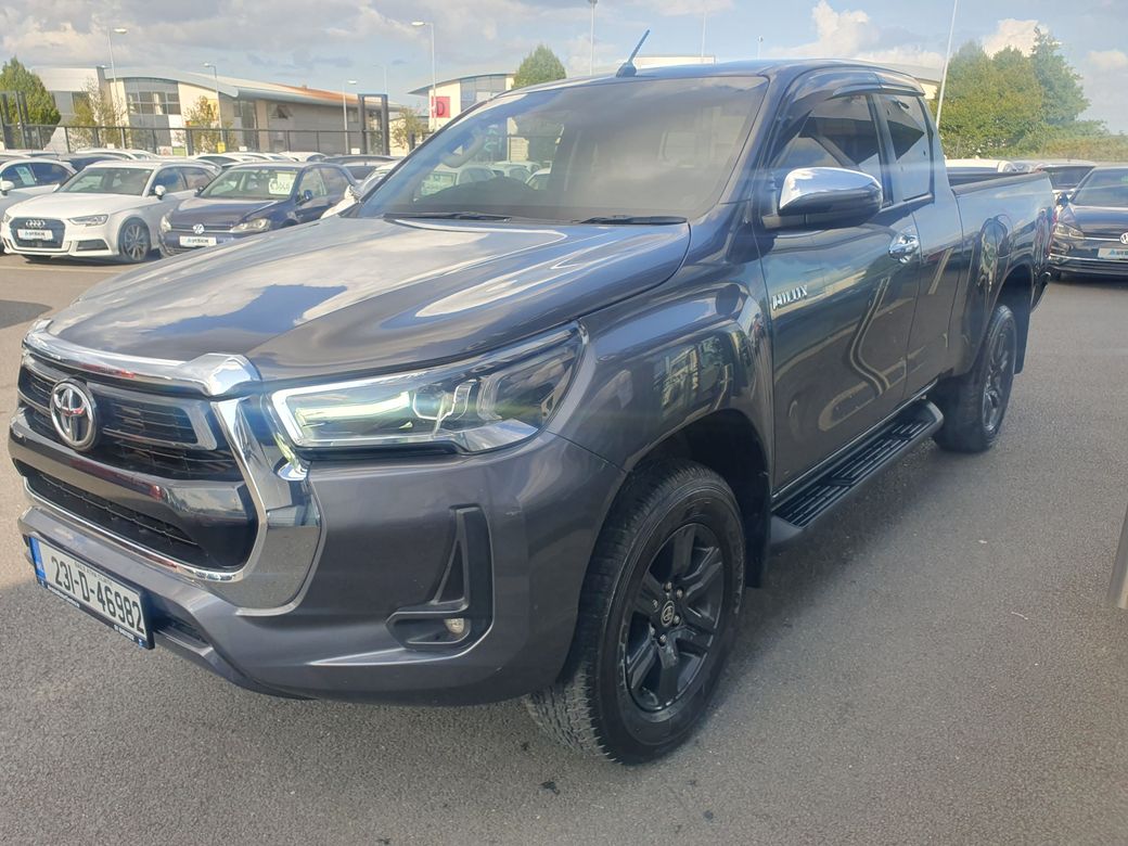 2023 Toyota Hilux