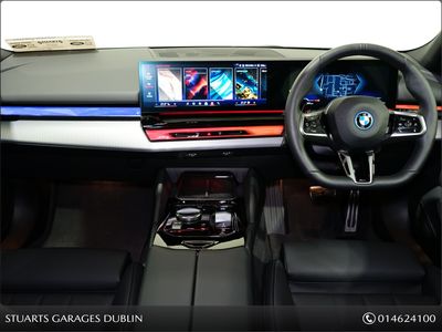 2025 BMW i5