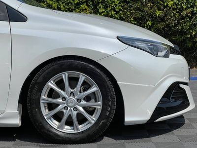2017 Toyota Auris