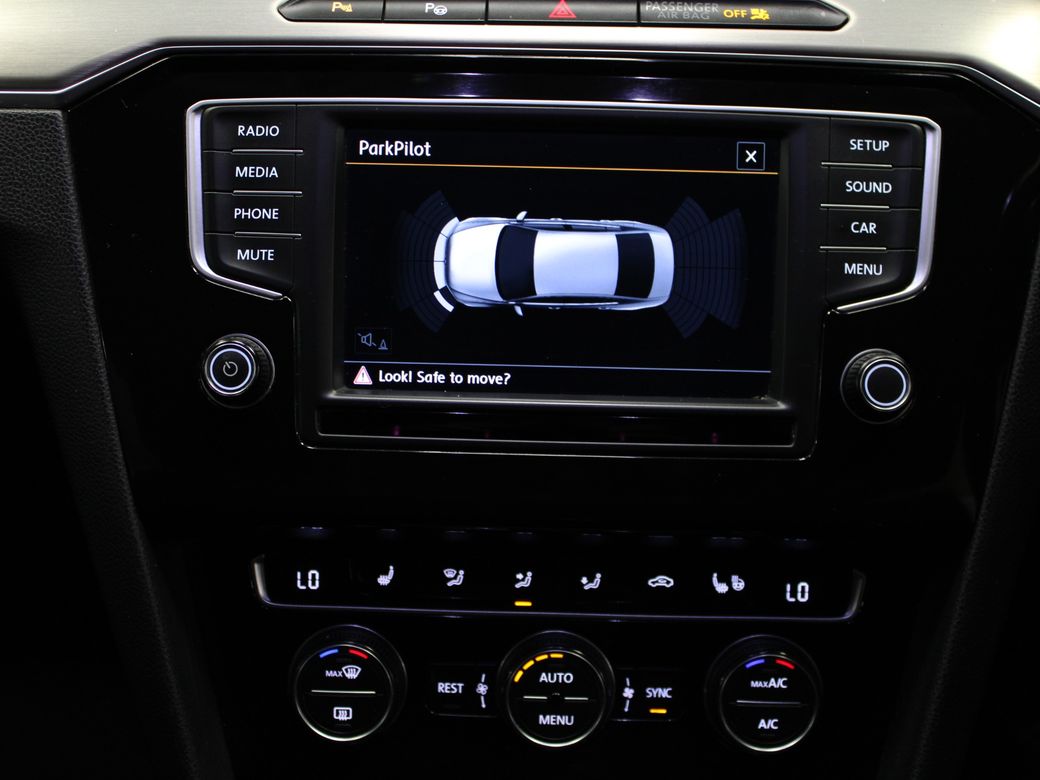 2016 Volkswagen Passat