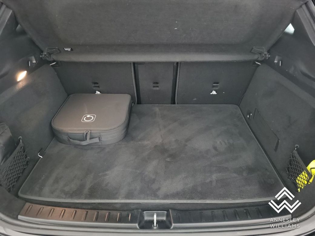 2025 Mercedes-Benz EQA