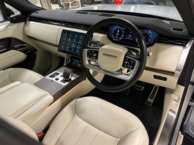 2023 Land Rover Range Rover