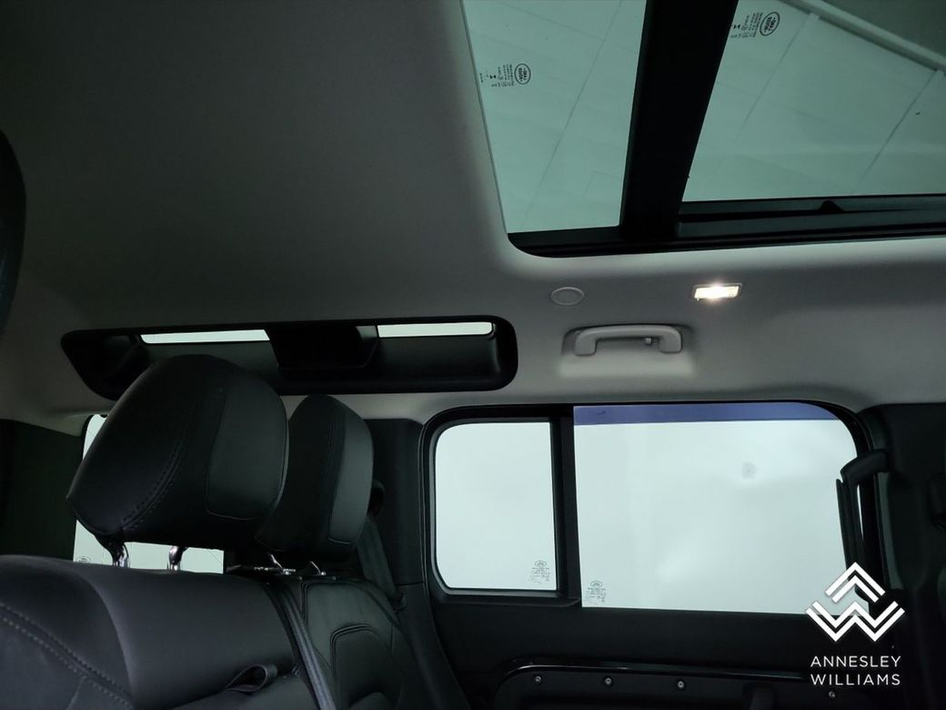 2023 Land Rover Defender