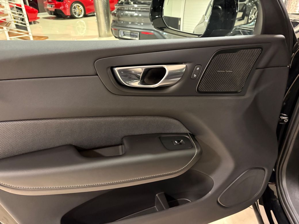 2025 Volvo XC60