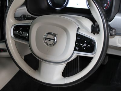 2020 Volvo V90