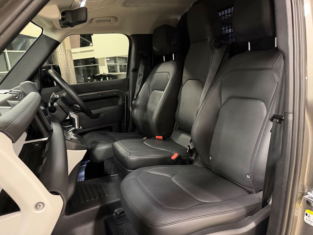 2023 Land Rover Defender