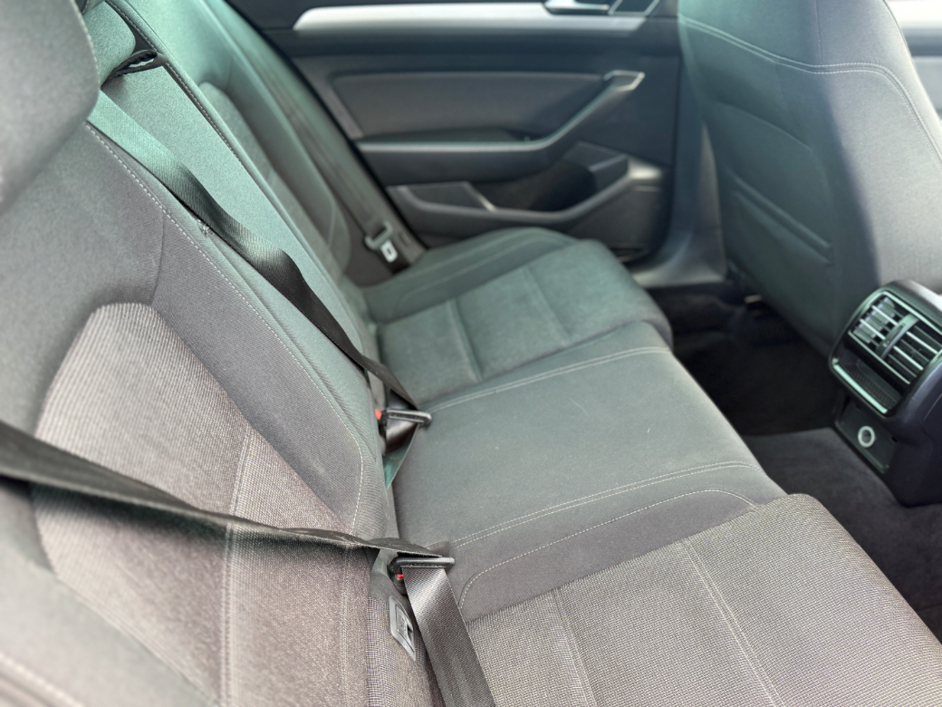 2016 Volkswagen Passat