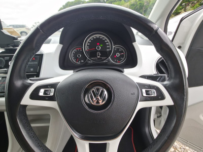 2017 Volkswagen up!