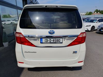 2013 Toyota Alphard