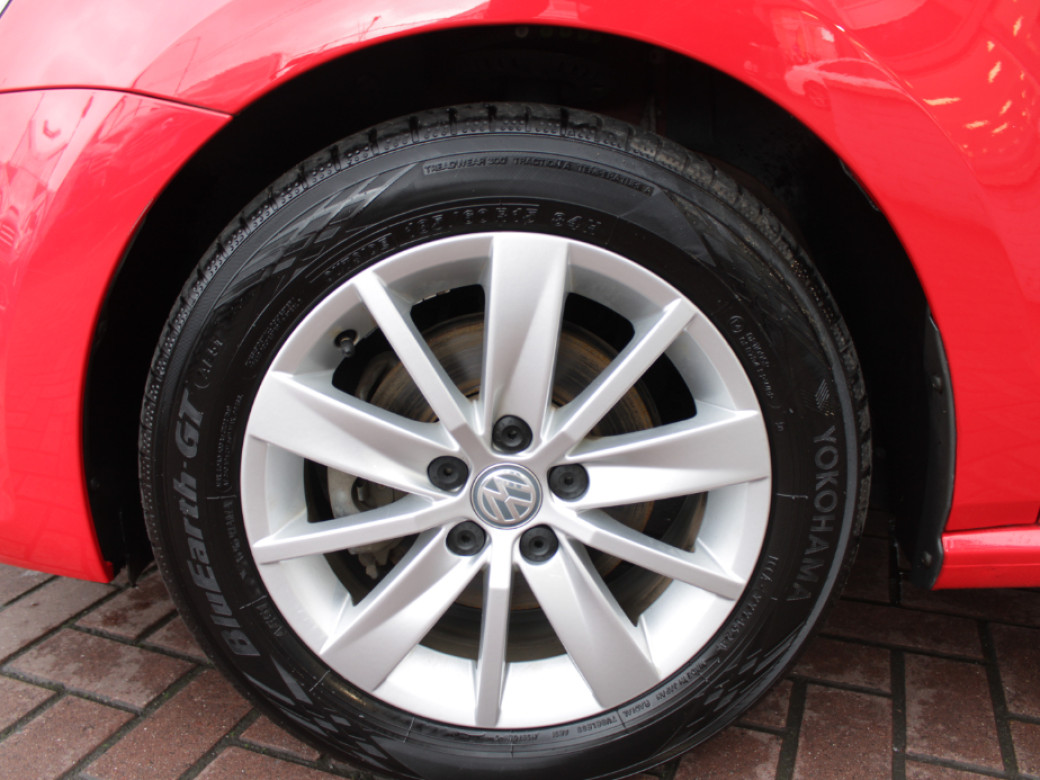 2017 Volkswagen Polo