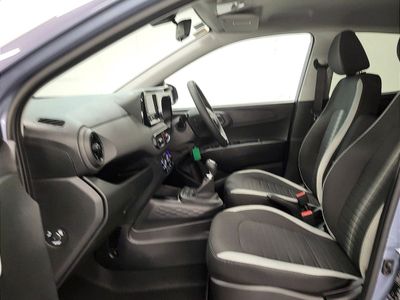2025 Hyundai i10