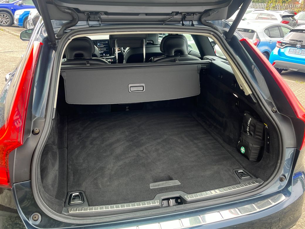 2019 Volvo V90