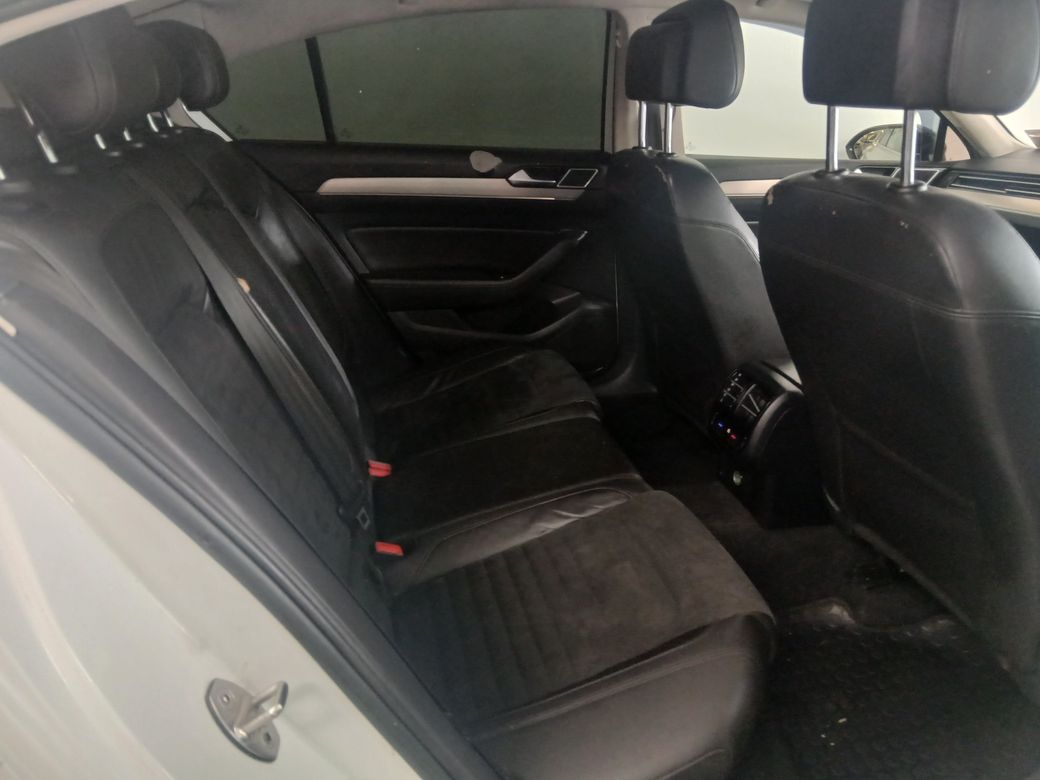 2015 Volkswagen Passat