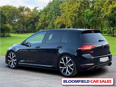 2017 Volkswagen Golf