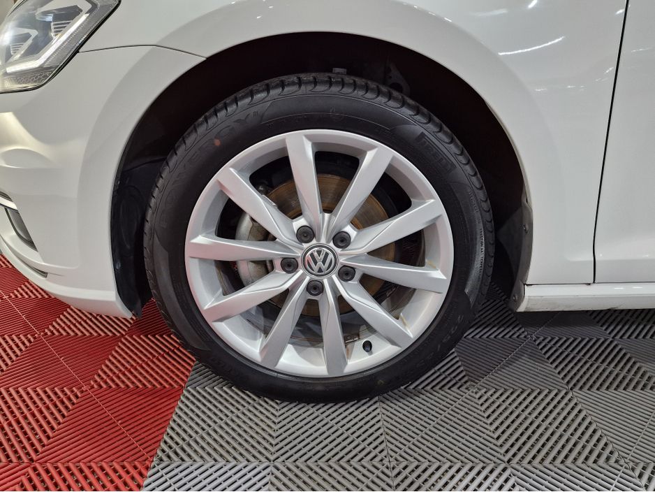 2019 Volkswagen Golf