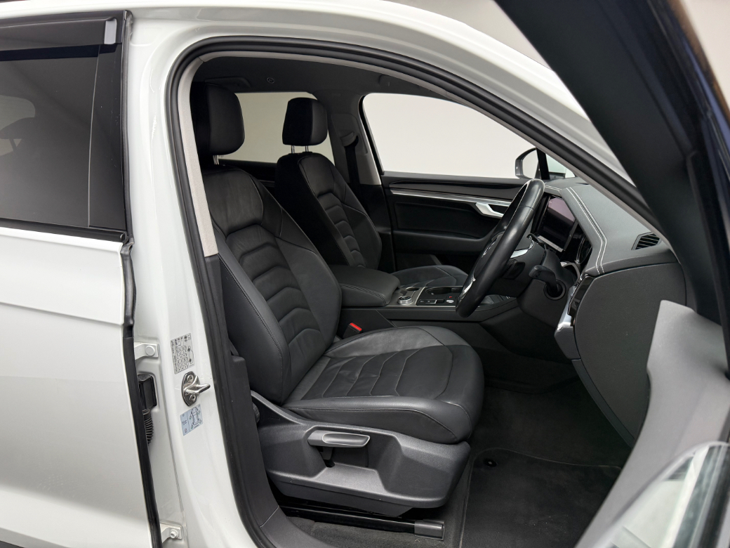 2019 Volkswagen Touareg