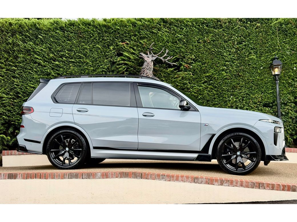 2024 BMW X7