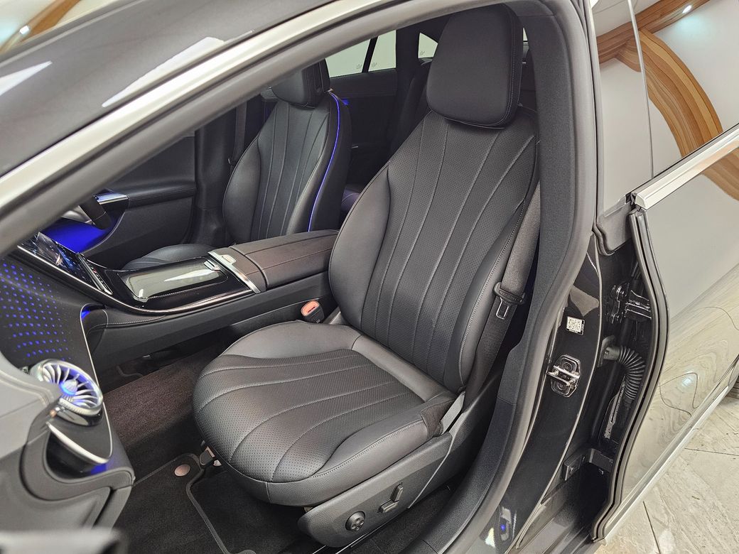 2025 Mercedes-Benz EQE