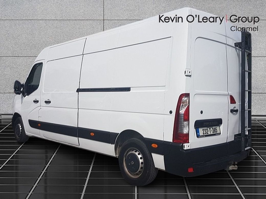 2023 Renault Master
