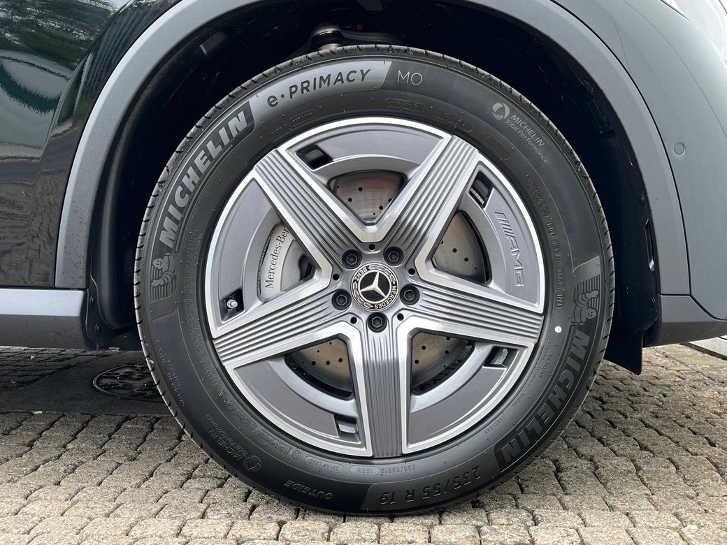 2025 Mercedes-Benz GLC Class