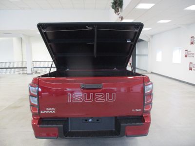 2025 Isuzu D-MAX