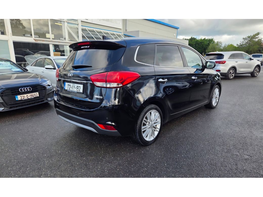 2017 Kia Carens