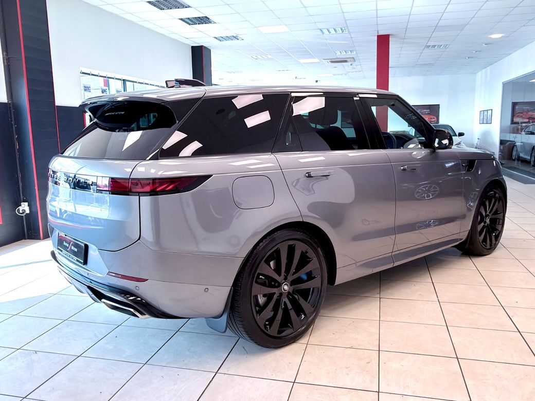 2025 Land Rover Range Rover Sport