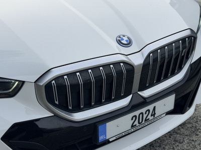 2024 BMW i5
