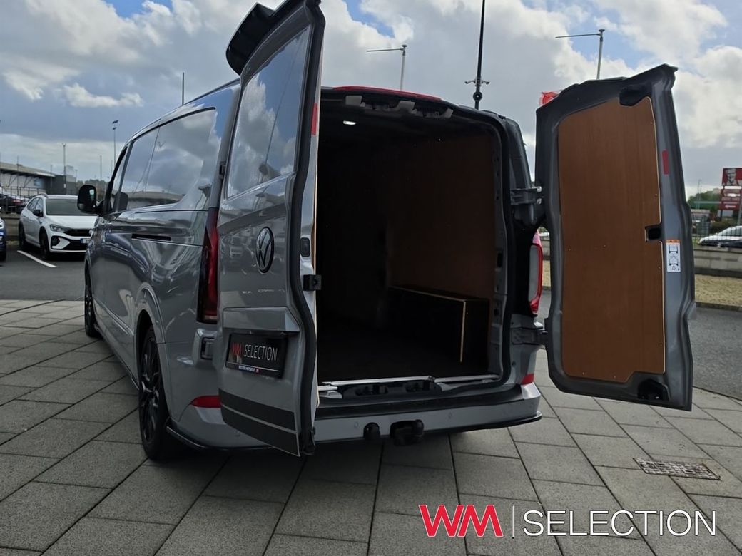 2025 Volkswagen Transporter