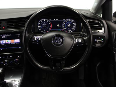 2019 Volkswagen Golf