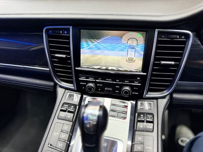 2016 Porsche Panamera