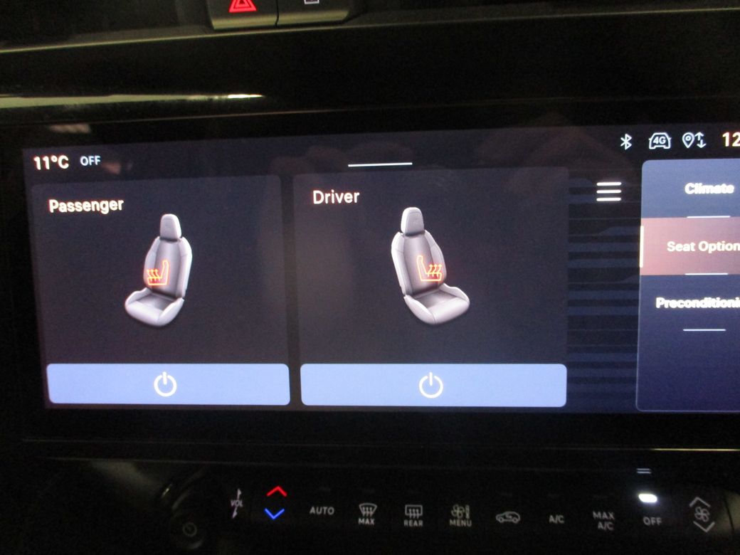 2025 Alfa Romeo Junior