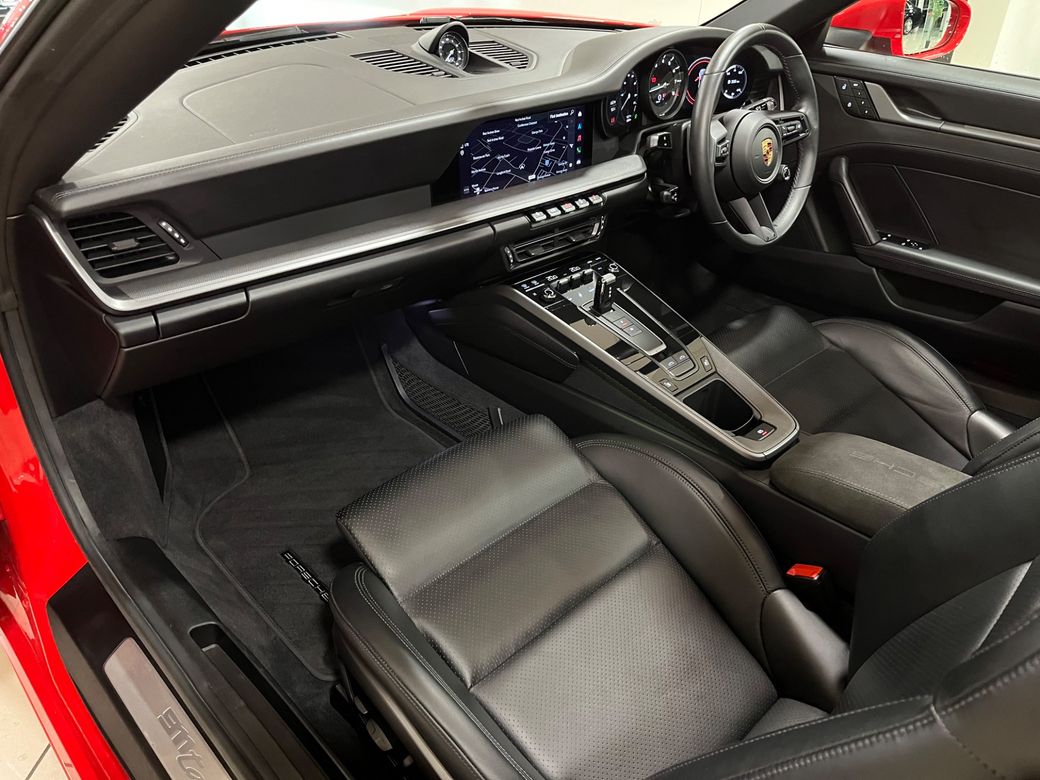 2023 Porsche 911