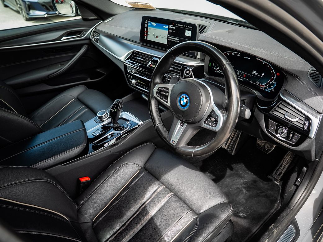 2022 BMW 5 Series