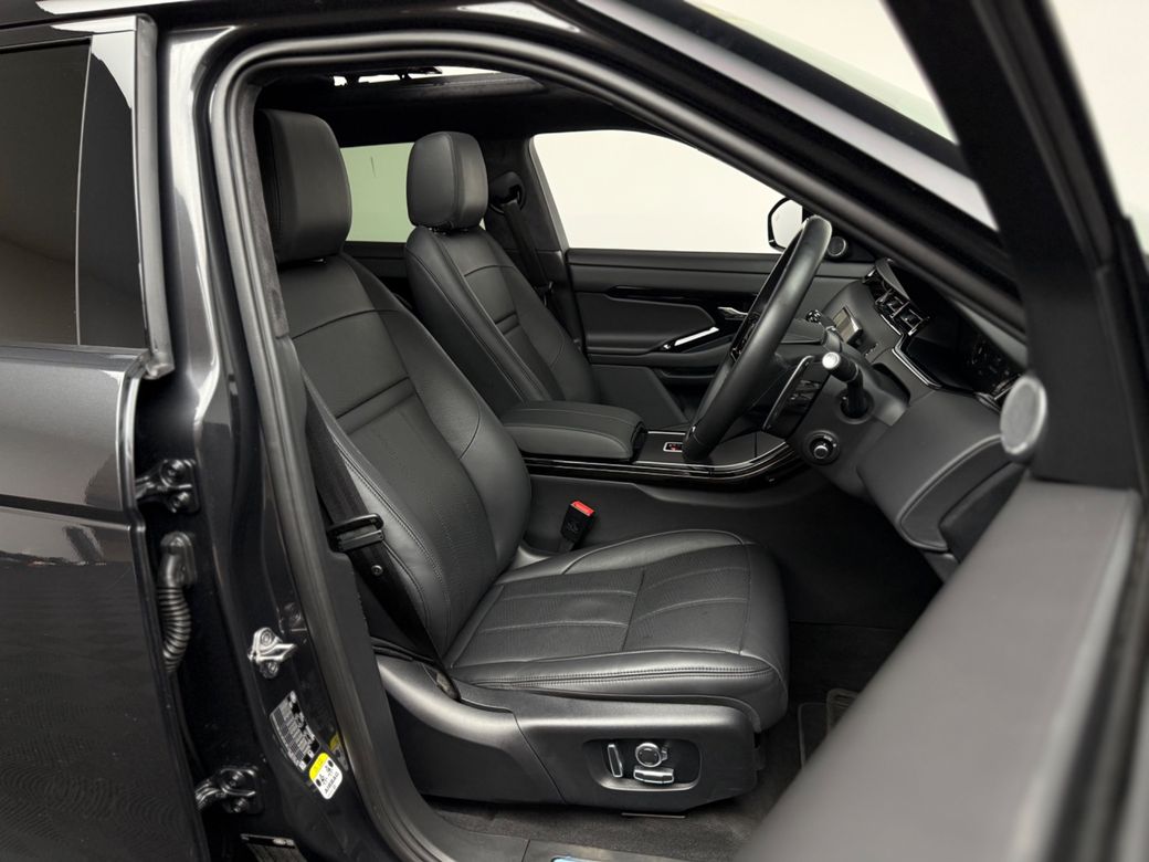 2026 Land Rover Range Rover Evoque