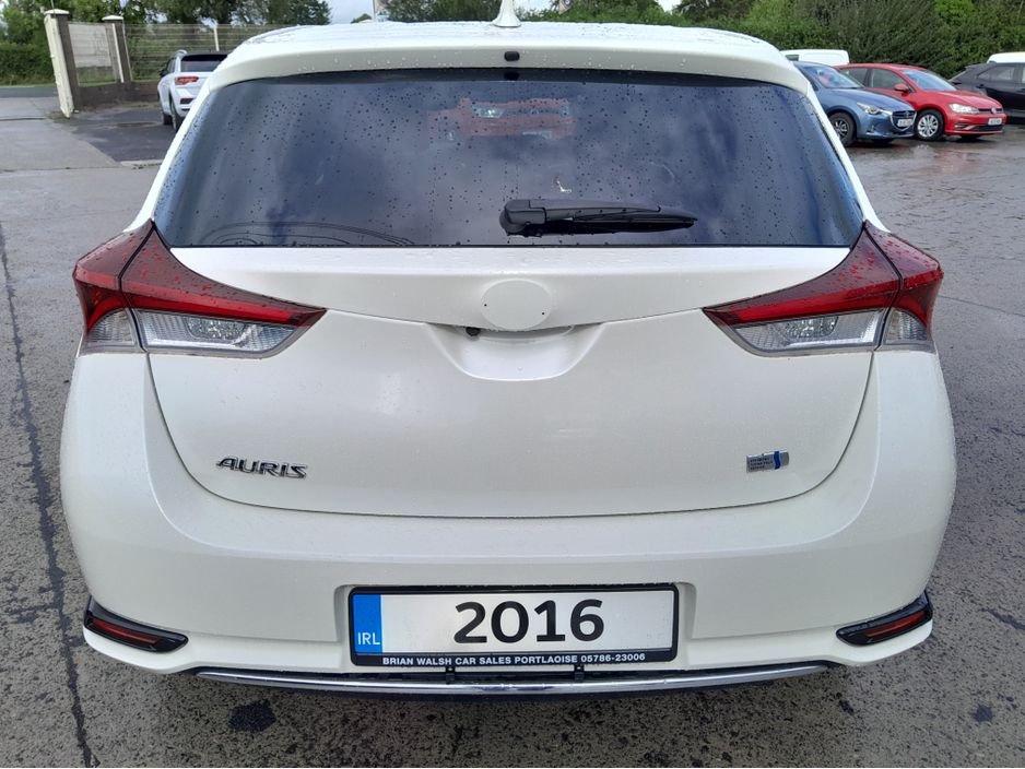 2016 Toyota Auris