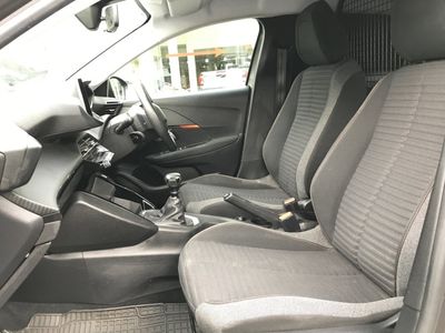 2022 Peugeot 208
