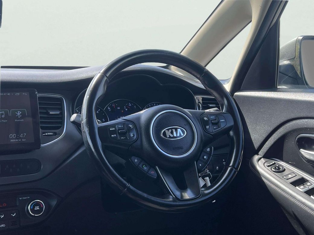 2014 Kia Carens