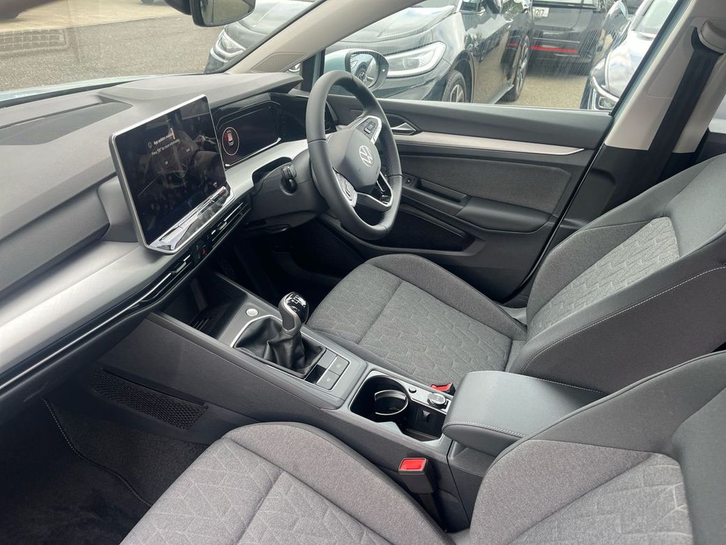 2025 Volkswagen Golf