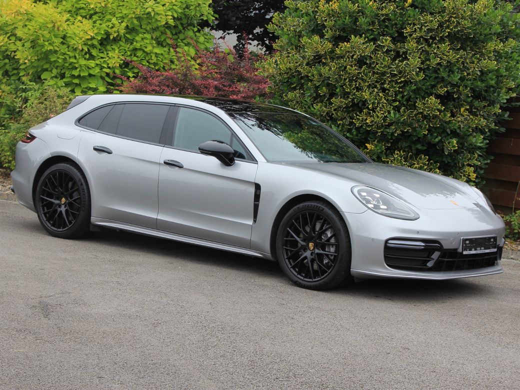 2020 Porsche Panamera