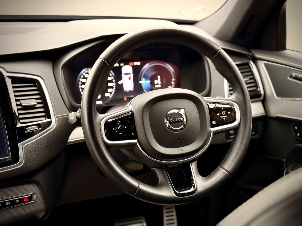 2022 Volvo XC90