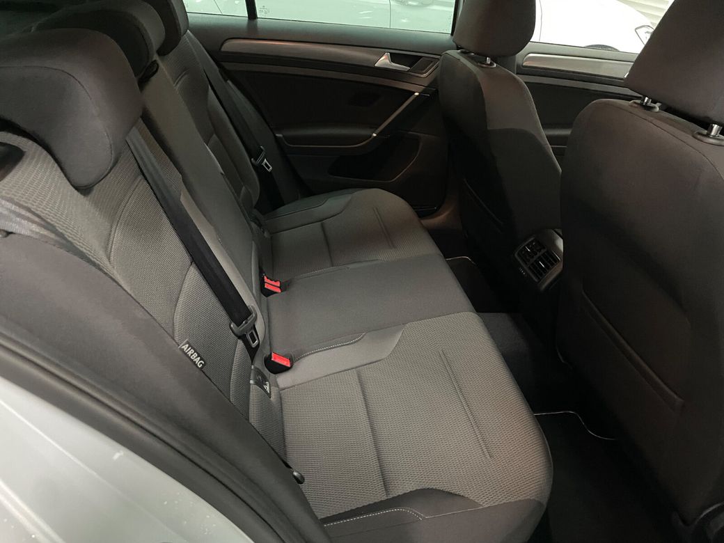 2018 Volkswagen Golf