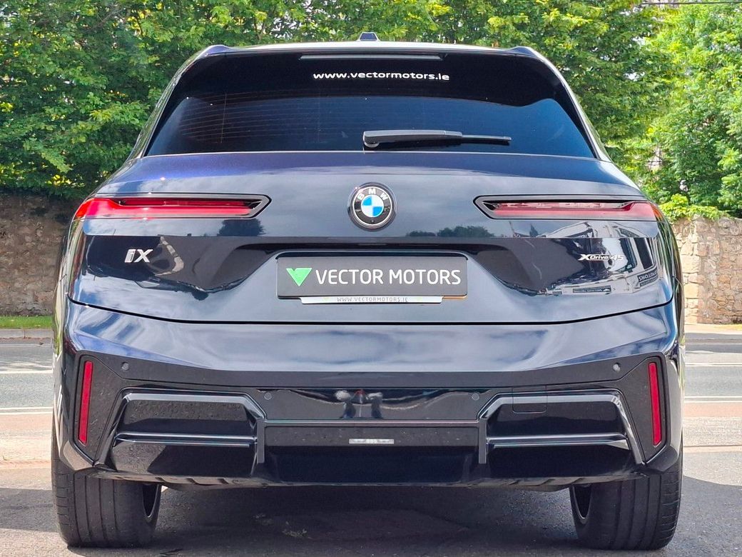 2026 BMW iX