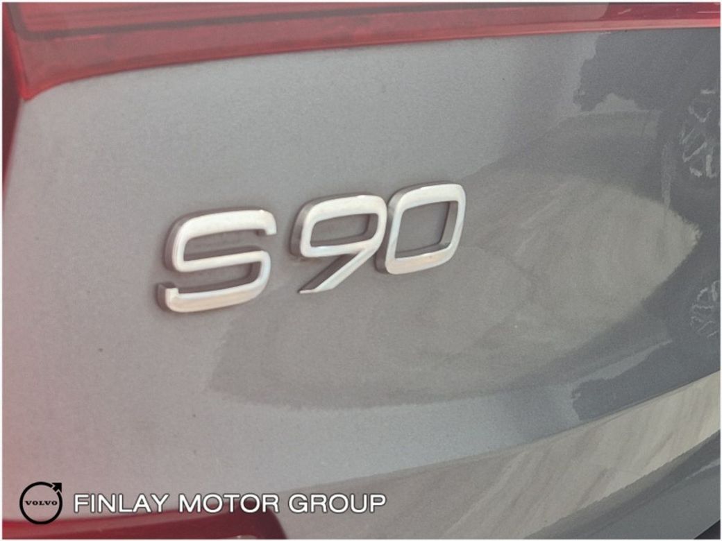 2018 Volvo S90