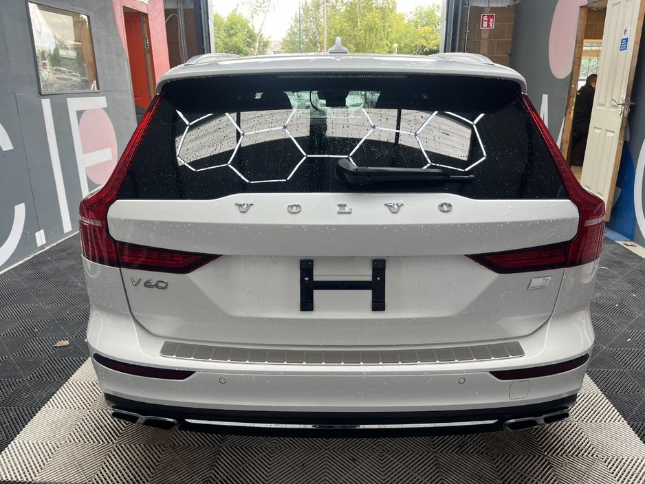 2020 Volvo V60
