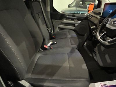 2024 Ford Transit Custom