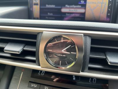 2019 Lexus IS 300h