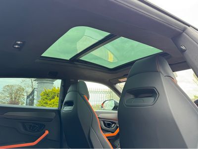 2025 Lamborghini Urus